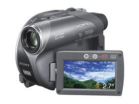 索尼DCR-DVD705E廣州行情速報(bào) 便攜DVD攝錄一體機(jī)市場(chǎng)熱度不減，點(diǎn)歌機(jī)需求融合新趨勢(shì)